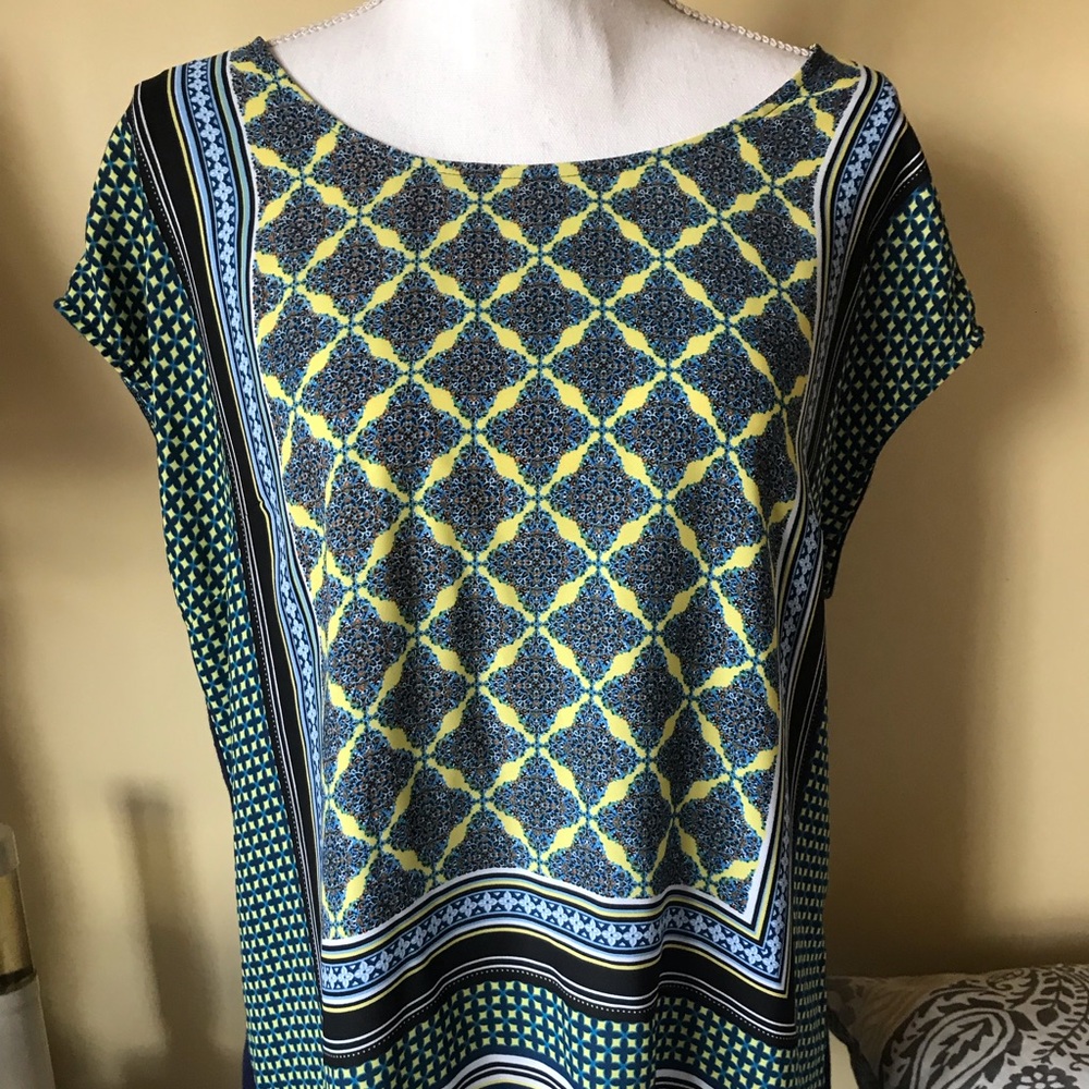 A perfect spring time Blouse.